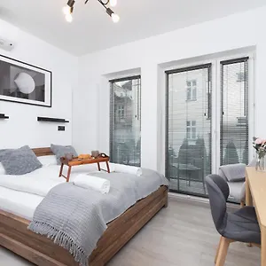 Cracow Rakowicka 14 By Renters Apartament Kraków
